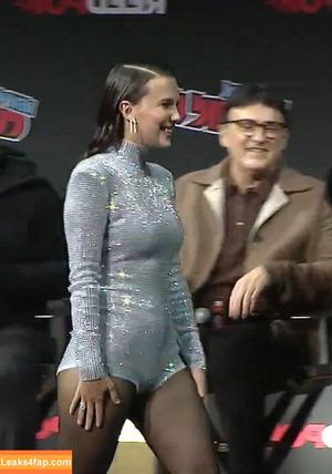 Millie Bobby Brown photo #4090