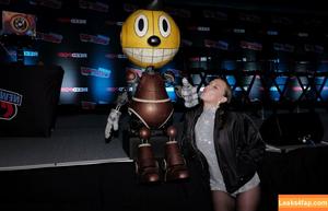 Millie Bobby Brown photo #4103