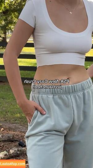 Millie Bobby Brown photo #4374