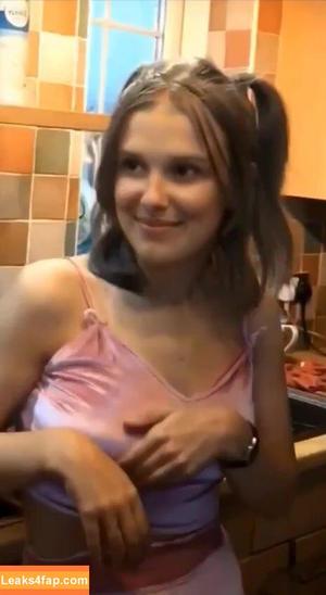 Millie Bobby Brown photo #4902