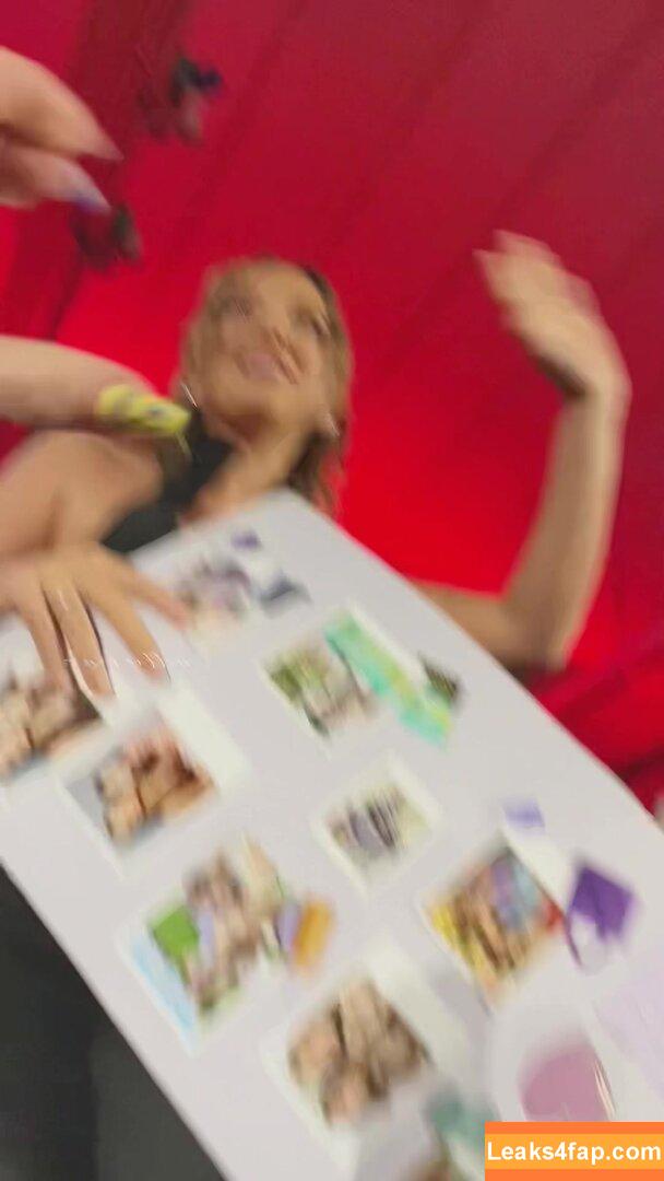 Millie Bobby Brown / milliebobbybrown leaked photo photo #5021