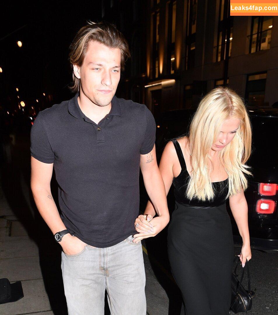 Millie Bobby Brown / milliebobbybrown слитое фото фото #5114