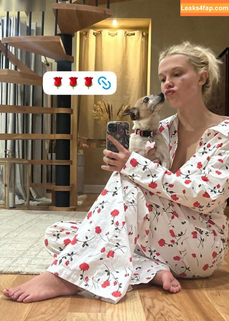 Millie Bobby Brown / milliebobbybrown leaked photo photo #5249