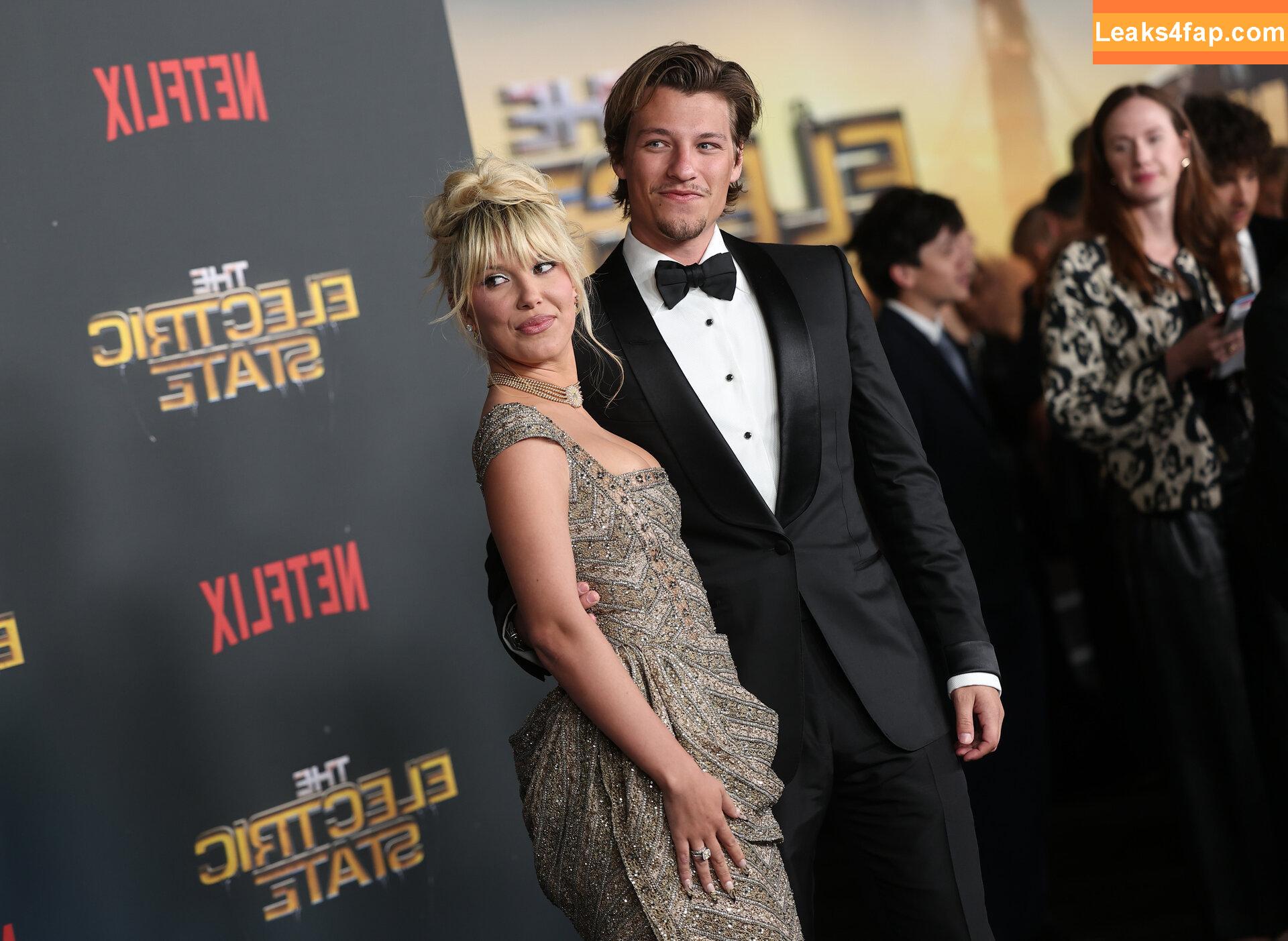 Millie Bobby Brown / milliebobbybrown leaked photo photo #5554