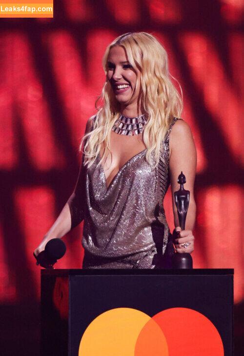 Millie Bobby Brown / milliebobbybrown leaked photo photo #5629