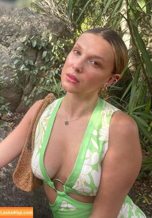 Millie Bobby Brown photo #5200