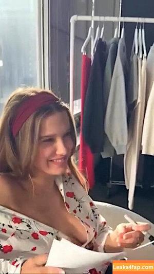 Millie Bobby Brown photo #5284