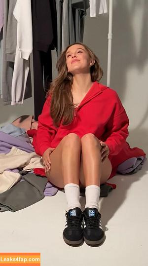 Millie Bobby Brown photo #5356