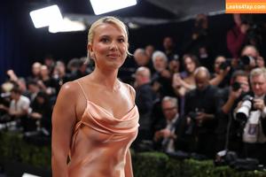 Millie Bobby Brown photo #5454