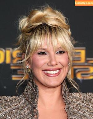 Millie Bobby Brown photo #5500