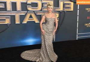 Millie Bobby Brown photo #5551