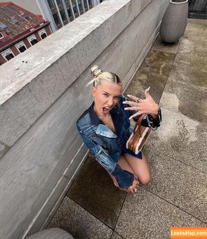 Millie Bobby Brown photo #5571