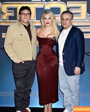 Millie Bobby Brown photo #5697