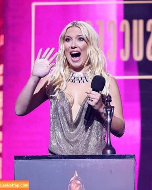 Millie Bobby Brown фото #5778