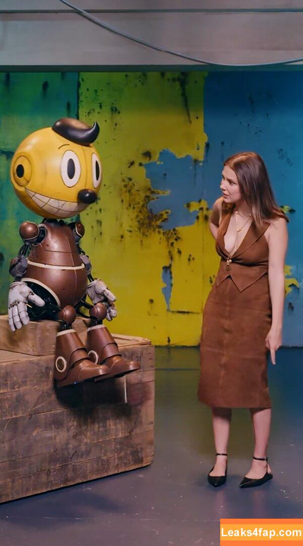 Millie Bobby Brown / milliebobbybrown слитое фото фото #6069