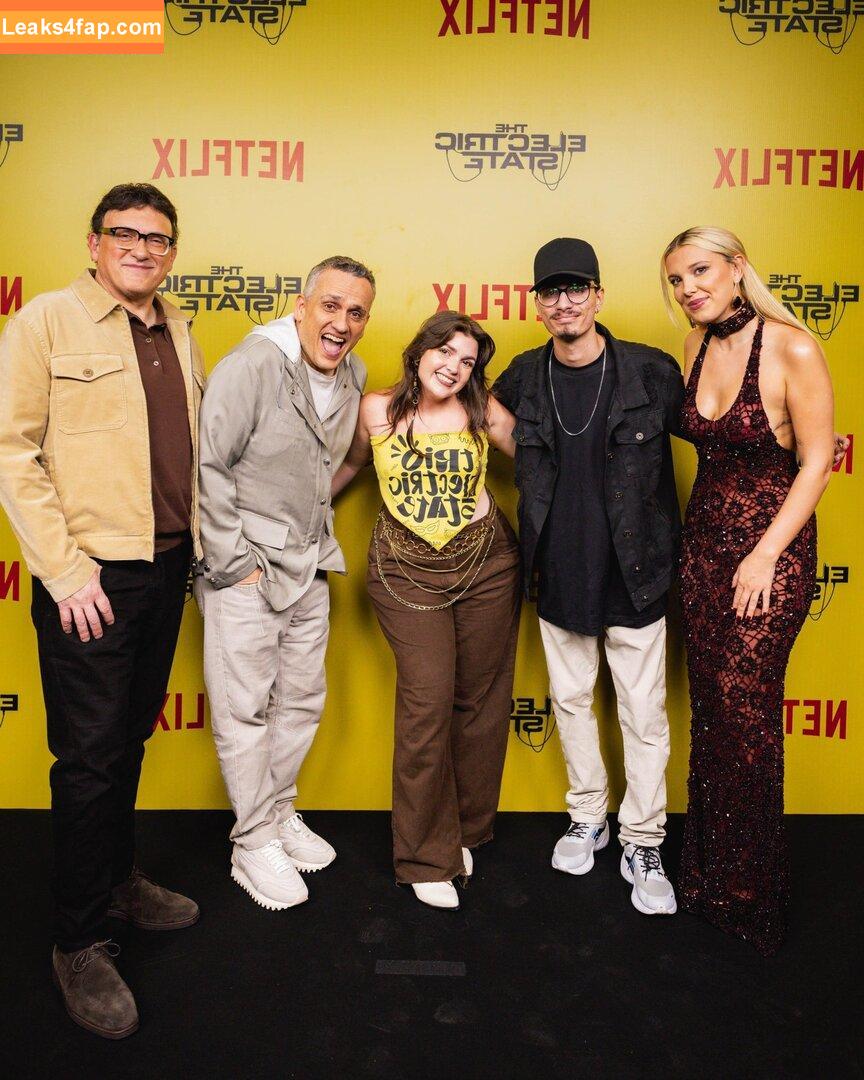 Millie Bobby Brown / milliebobbybrown слитое фото фото #6077