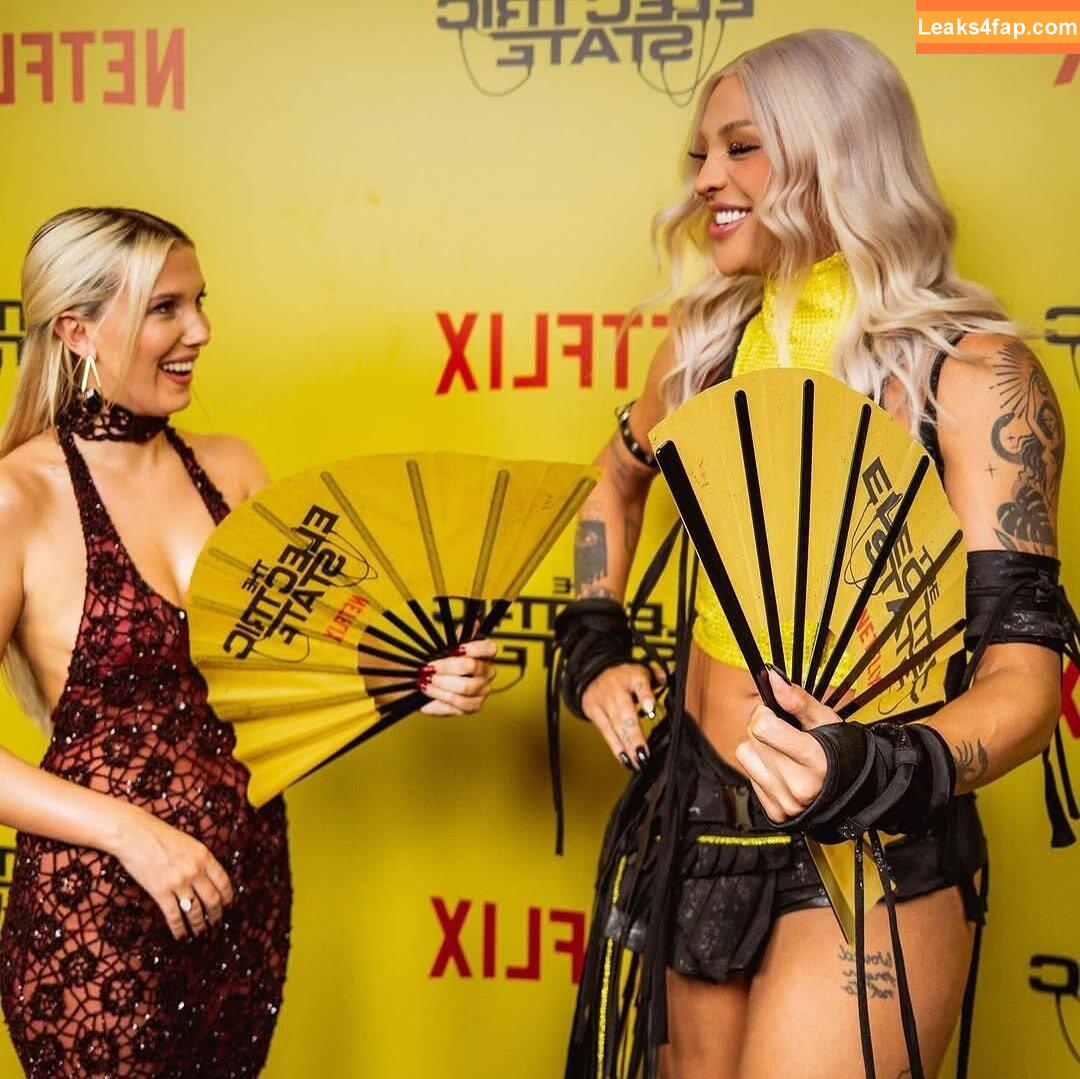 Millie Bobby Brown / milliebobbybrown слитое фото фото #6080