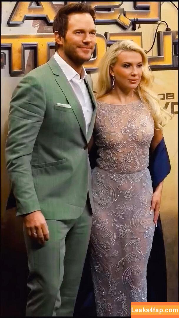 Millie Bobby Brown / milliebobbybrown слитое фото фото #6145