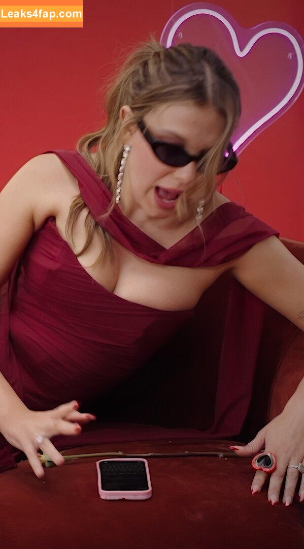 Millie Bobby Brown / milliebobbybrown leaked photo photo #6457