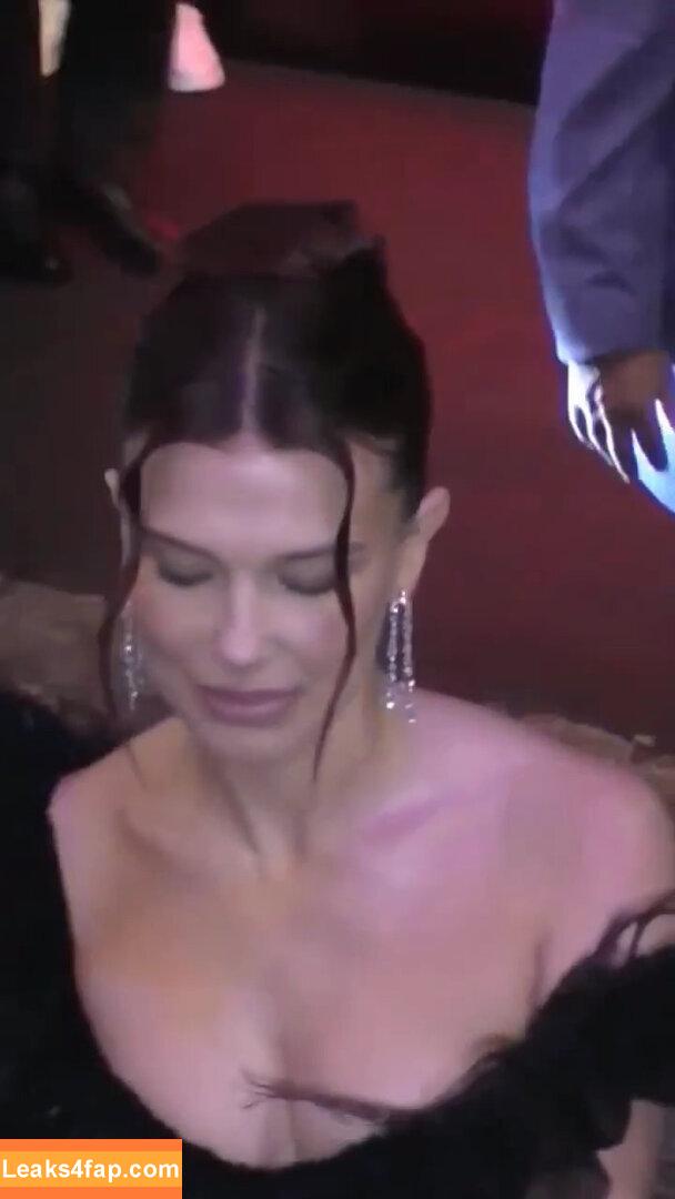 Millie Bobby Brown / milliebobbybrown слитое фото фото #6748