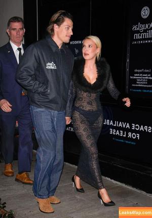 Millie Bobby Brown фото #6035