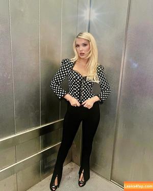 Millie Bobby Brown фото #6073