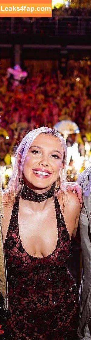 Millie Bobby Brown фото #6079