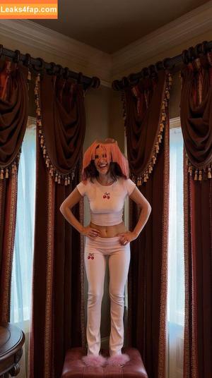 Millie Bobby Brown фото #6838