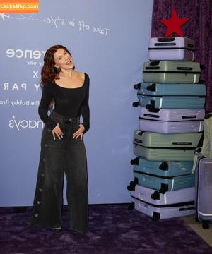 Millie Bobby Brown фото #6872