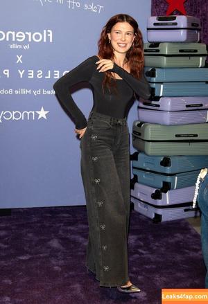 Millie Bobby Brown фото #6877