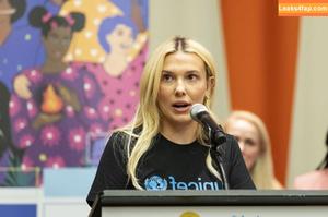 Millie Bobby Brown фото #6892