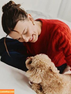Millie Bobby Brown photo #7302