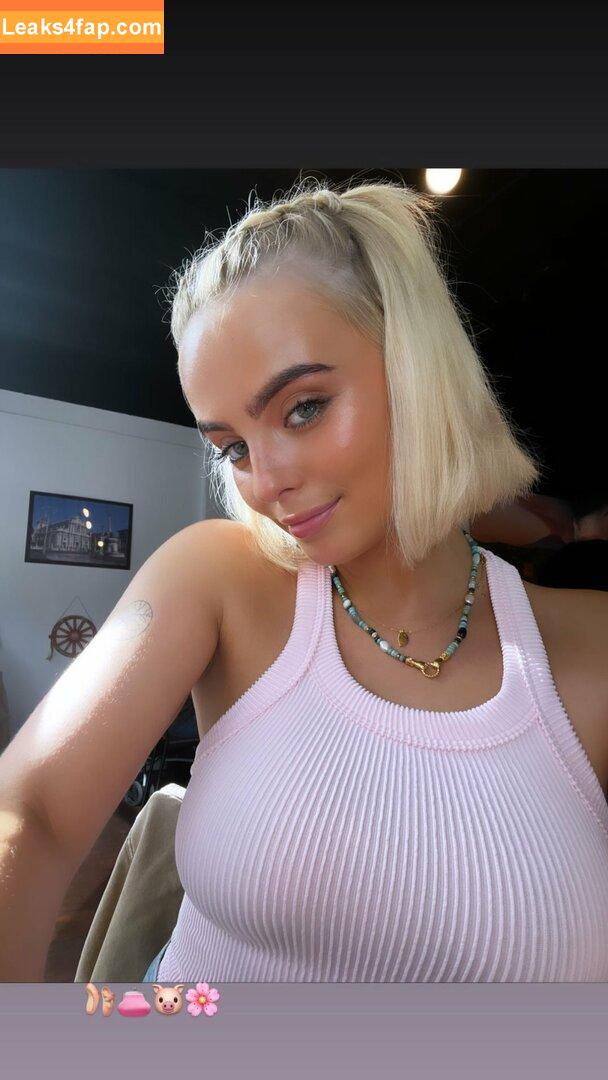 Millie Gibson / milliegibbo leaked photo photo #0056