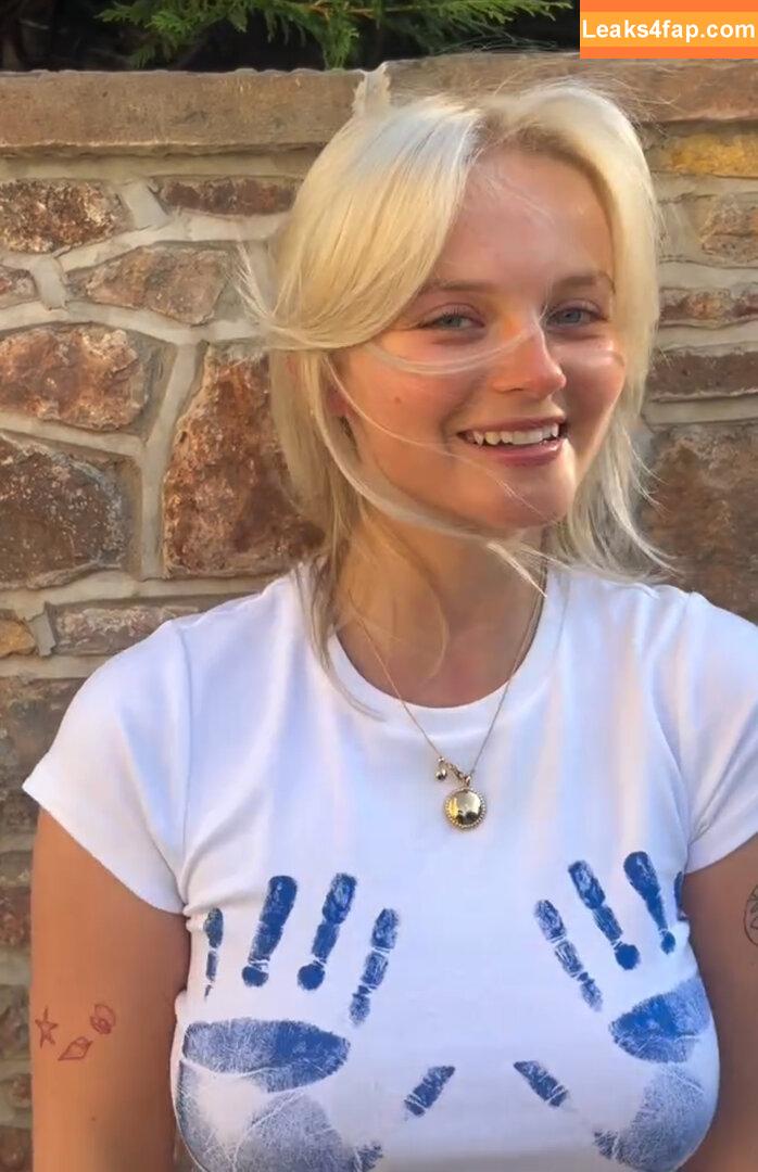 Millie Gibson / milliegibbo leaked photo photo #0339
