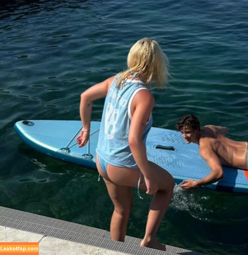 Millie Gibson / millieegibson / milliegibbo leaked photo photo #0371