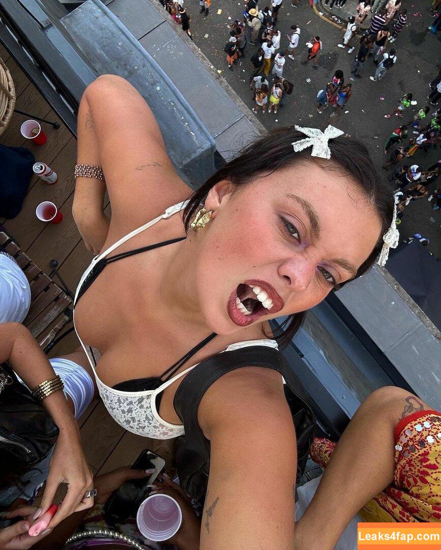 Millie Hannah / explicittbabe / milliehannahhh leaked photo photo #0075