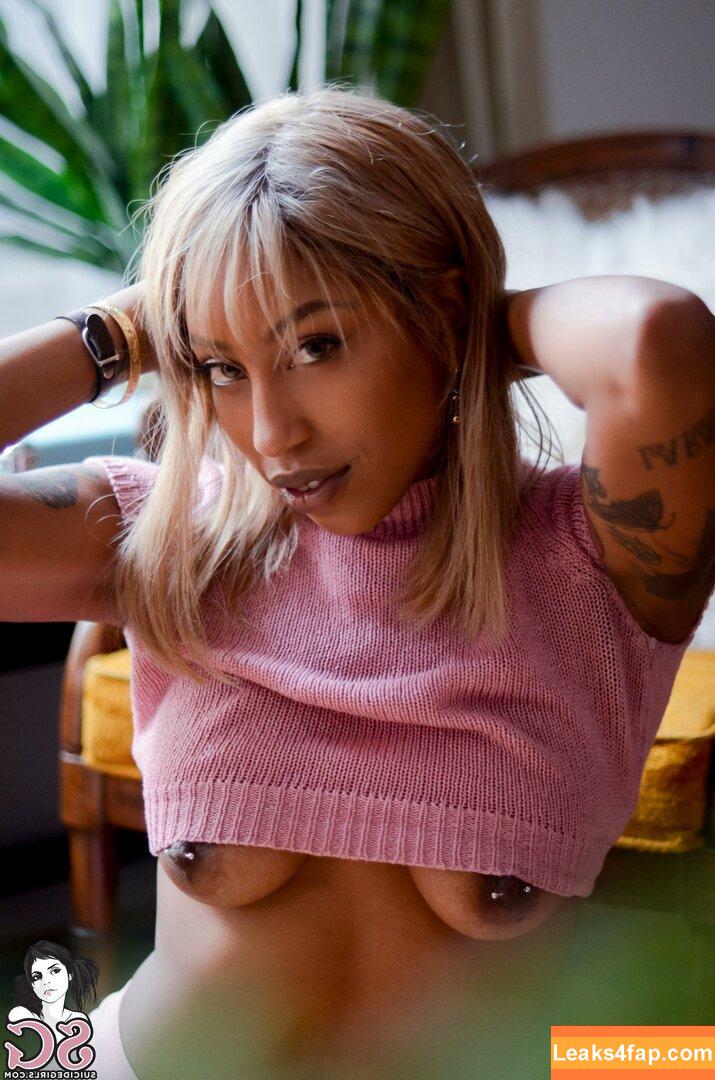 Milloux / millouxsuicide leaked photo photo #0016