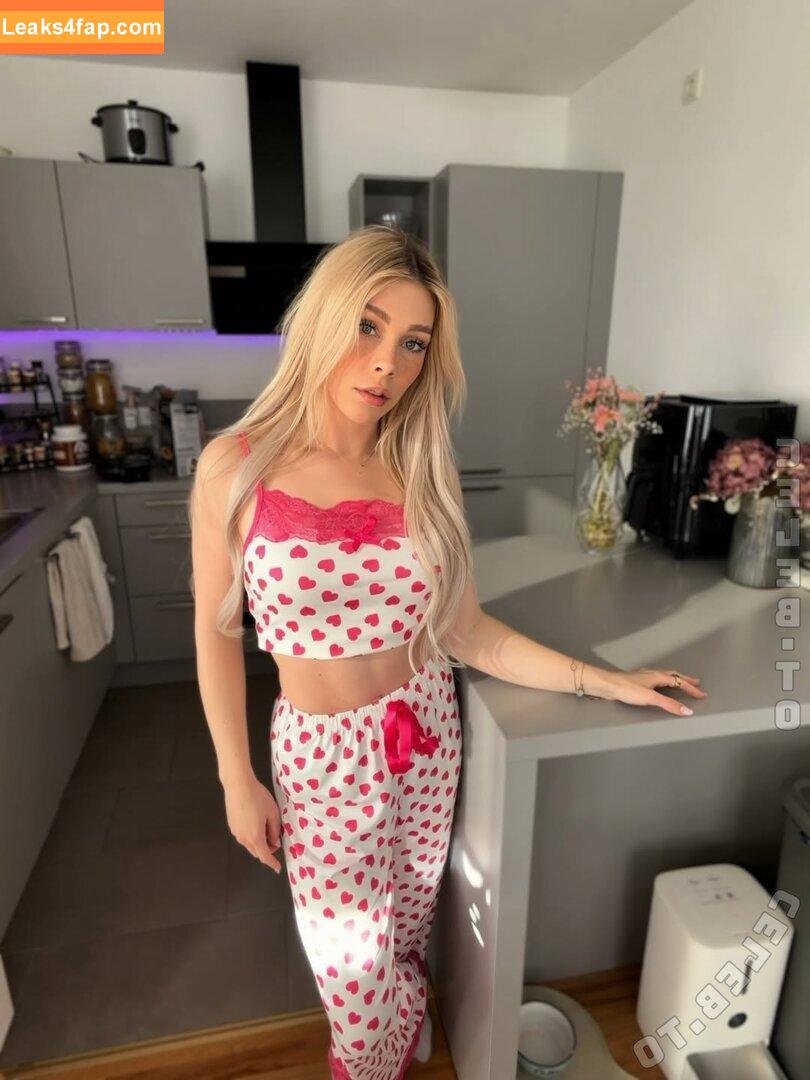 Milschbaum / Sonja / https: leaked photo photo #0387