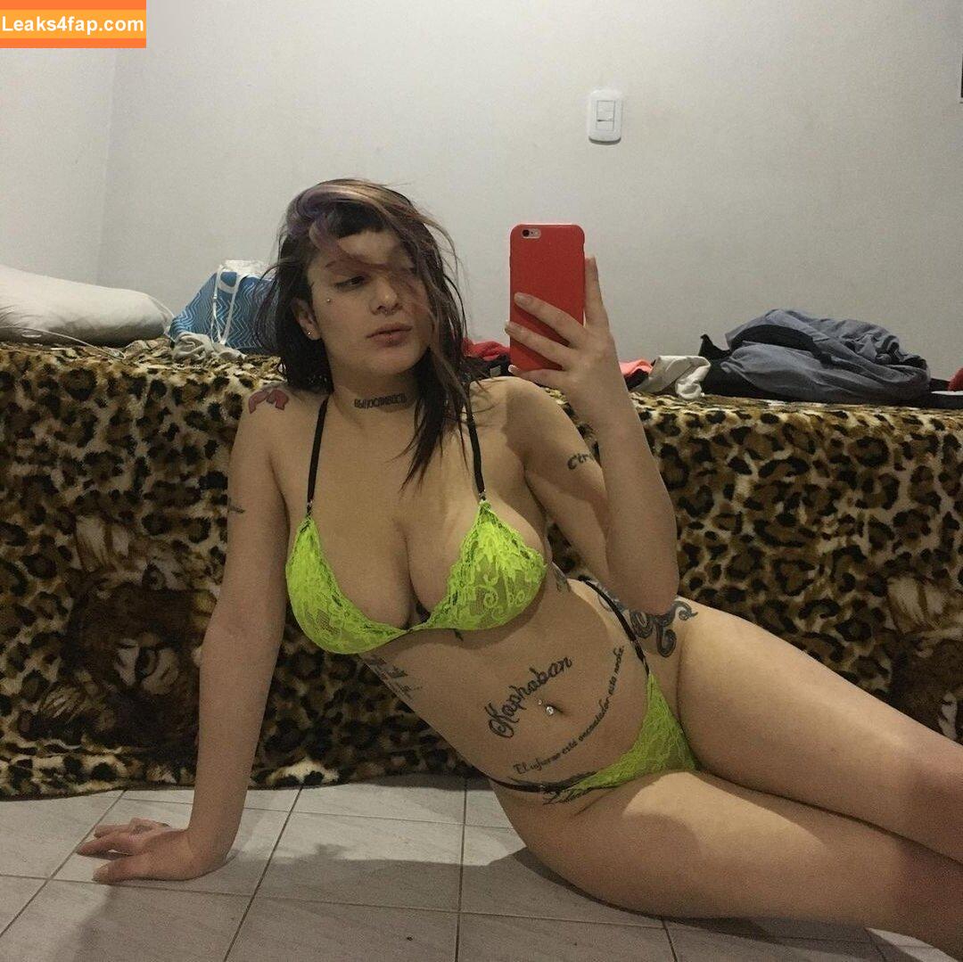 Milu Castillo /  leaked photo photo #0004