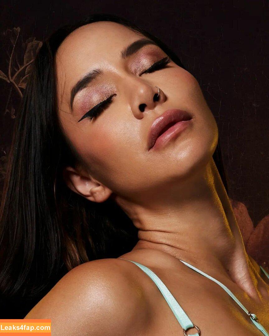 Milynn Sarley / Milynn Moon / milynnpartdeux / yourinternetgf_ leaked photo photo #0038