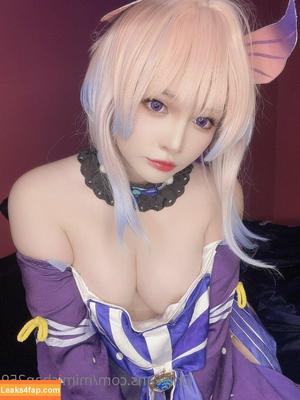 MiMi Chan photo #0200