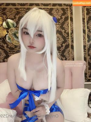 MiMi Chan photo #0213
