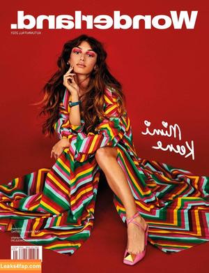 Mimi Keene photo #0186