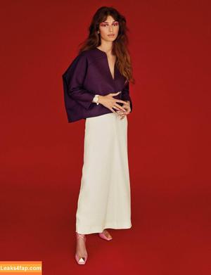 Mimi Keene photo #0190