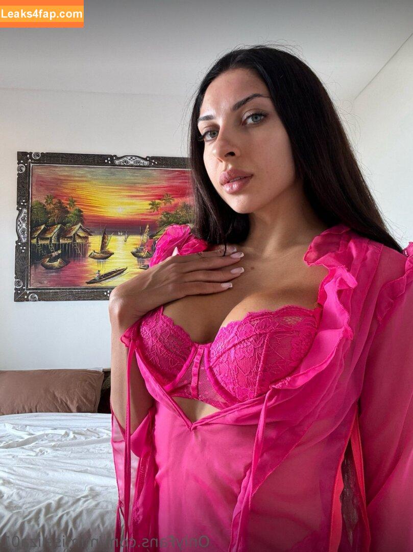 mimissliza01 / sarahmichelledominique leaked photo photo #0206