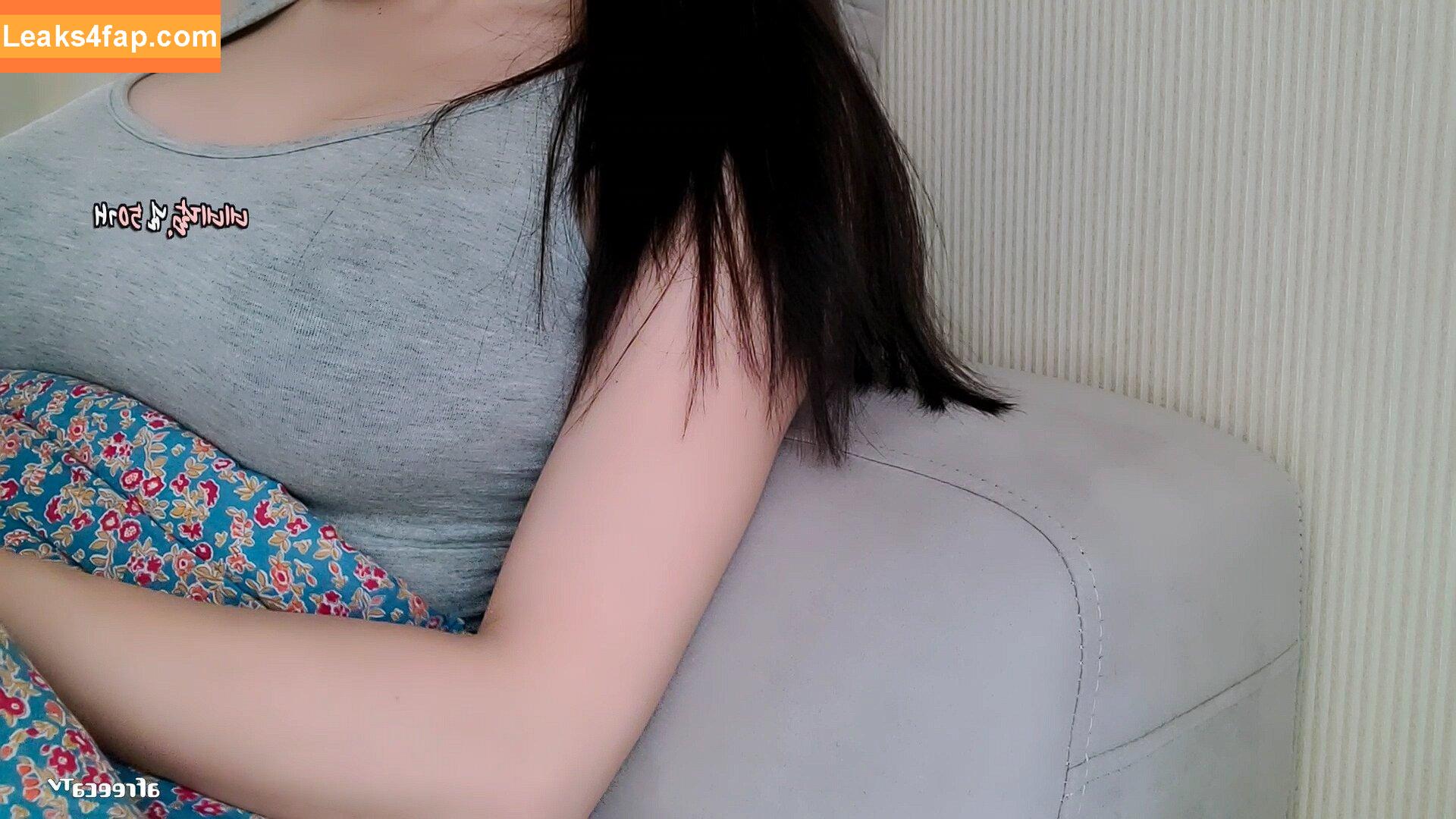 Min.E / 93.sss leaked photo photo #0070