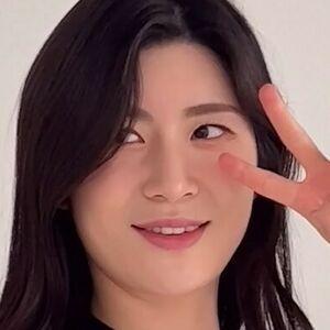 Min.E photo #0002