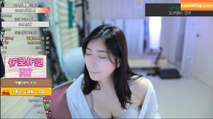 Min.E photo #0104