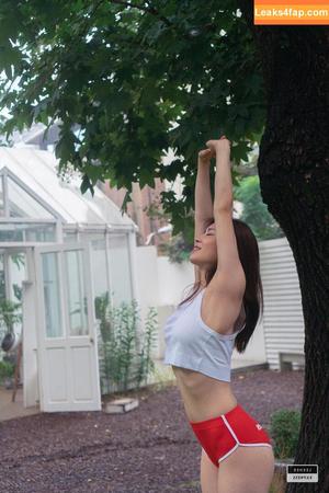 Min.E photo #0485