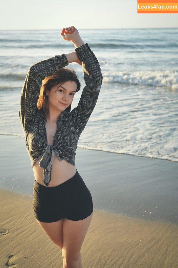 Mina Kess / kess.ink / minakess leaked photo photo #0145